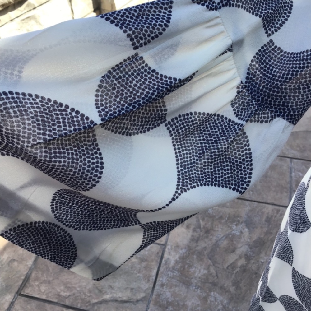 Trina Turk "Bonita" Blue White Print Dress with Bell Sleeve sz 2 MSRP $248. - Picture 15 of 17